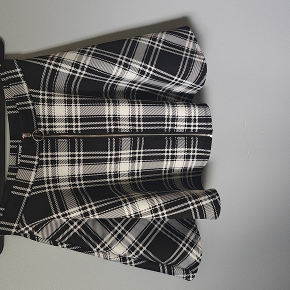 Hot topic plaid skater skirt - Picture 1 of 4